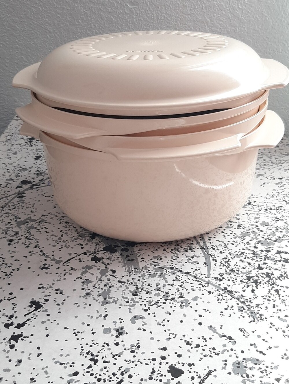 Tupperware Stack Cooker With Seal - Picture 8 of 15